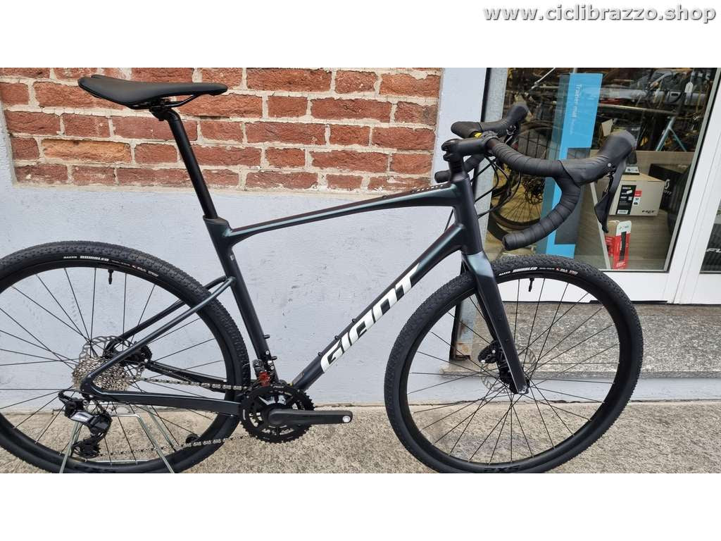 giant revolt 0 gravel bike GIANT REVOLT 0