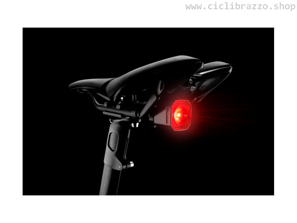 Luce anteriore Squad RaceLite 100 con supporto per ciclocomputer | Marchisio Bici Luce anteriore Squad RaceLite 100 con supporto per ciclocomputer | Marchisio Bici