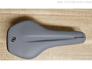 Sella SYNCROS con canale Belcarra R 2.0 OEM