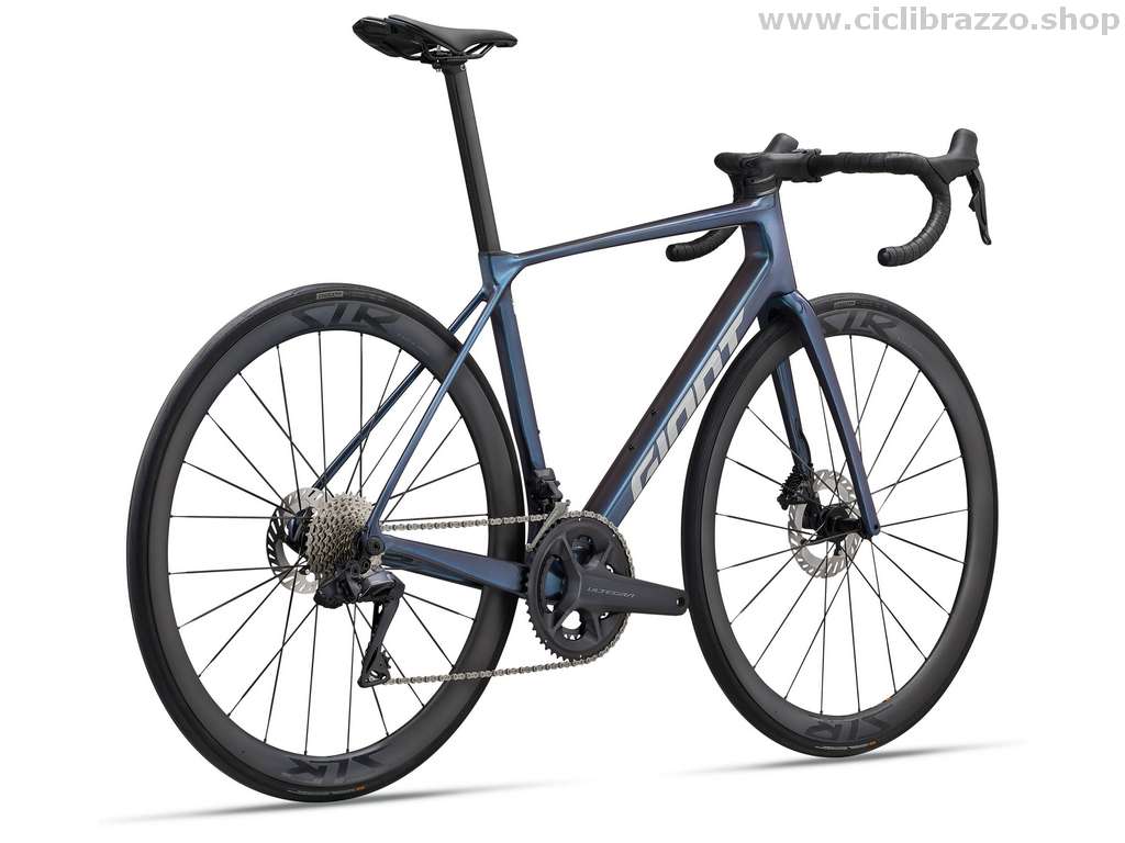 GIANT TCR Advanced Pro Disc Di2 2025