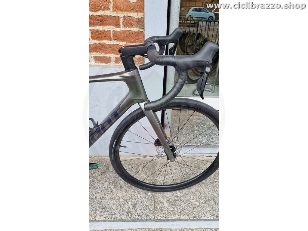 GIANT DEFY ADVANCED 2024 - Main Image