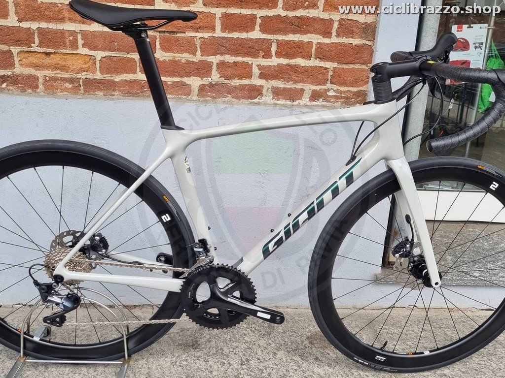 Tcr advanced 1 pro compact deals 2021